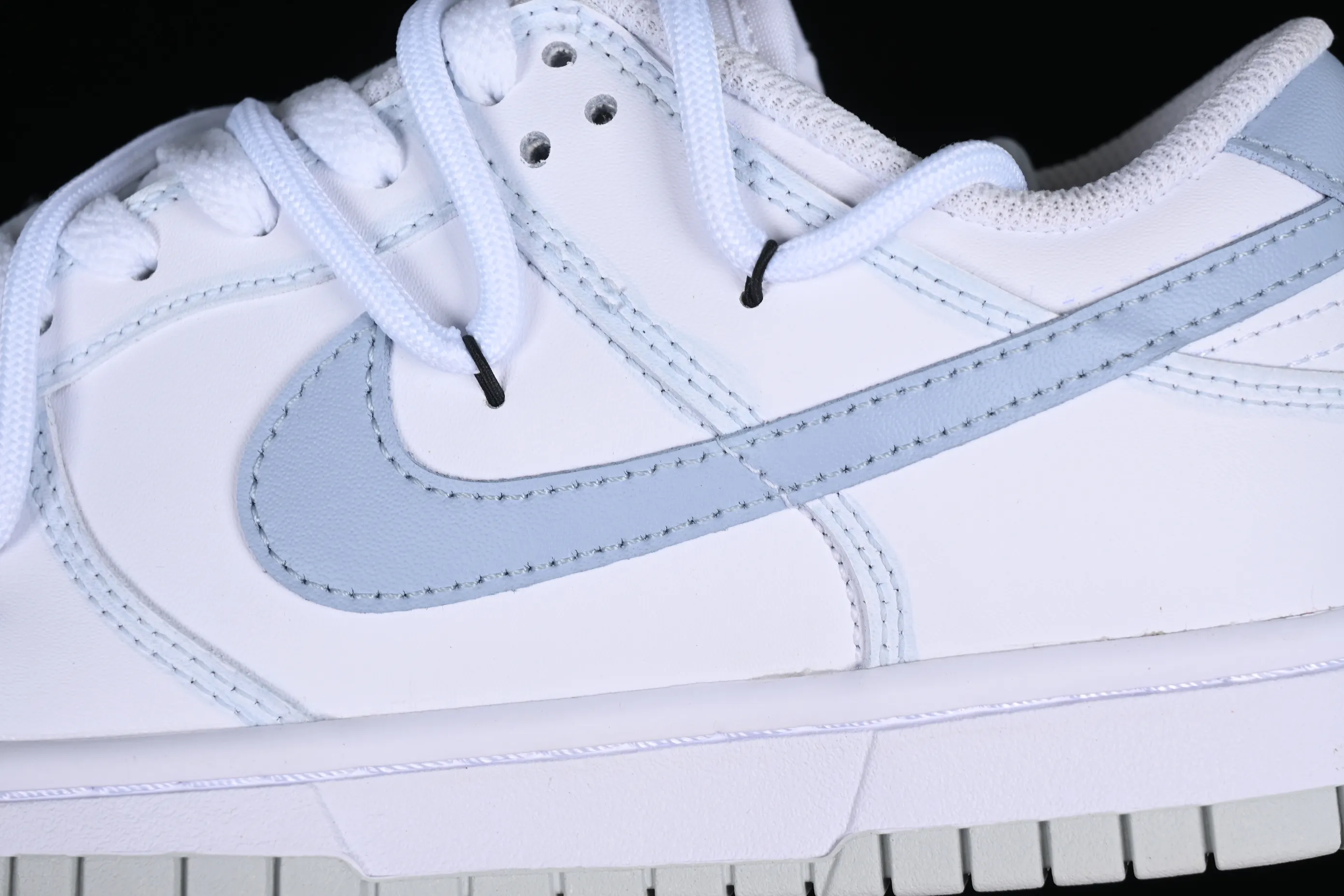 All categories Nk SB Dunk series Nk SB Dunk Low low-top sneakers Nk DunkLow bubble jellyfish summer clear and refreshing SB strap low-top casual sneakers DH9765-102